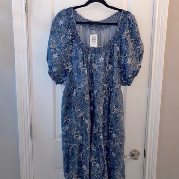 Torrid babydoll dress, 1x (14/16), Blue floral - Picture 1 of 4